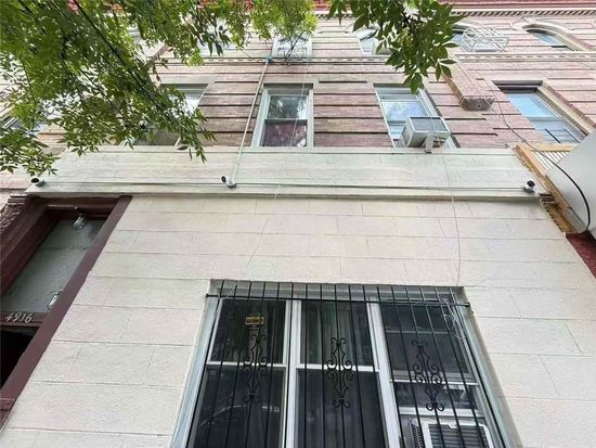 4916 7th Ave — property photo